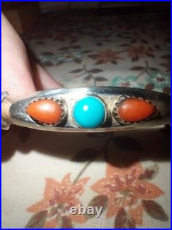 23 gram Sz 5.5 Tom H Begay Signed Sterling Silver/ Turquoise/ Coral Cuff