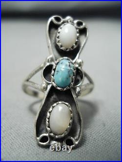 Beautiful Vintage Navajo Turquoise & Mother Of Pearl Sterling Silver Ring