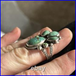 Handmade Silver Ring with Kingman Turquoise. Native American Diné (Navajo)