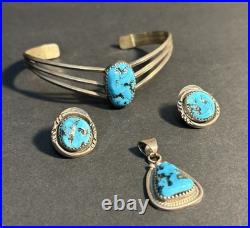 Incredible Vtg Navajo RB Sterling 4 pc. Turquoise pendant-bracelet-earrings
