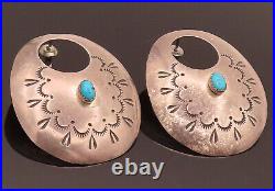 NAVAJO 925 Silver Vintage Carved Handmade Design & Turquoise Earrings EG12439