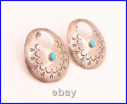 NAVAJO 925 Silver Vintage Carved Handmade Design & Turquoise Earrings EG12439