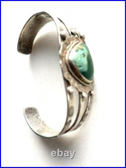 Native American 925 Sterling Silver And Green Turquoise Bracelet