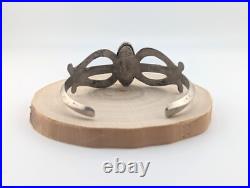 Navajo Cuff Bracelet Sterling Silver Signed NA Turquoise Jewelry Tufa Cast sz 8