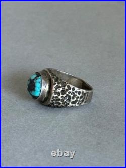 Old Pawn Navajo Sterling Silver and Turquoise Ring. Size 8