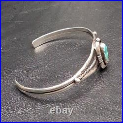 STERLING SILVER 925 Tribal Cuff Bracelet Whit Turquoise. 17.415