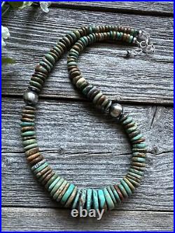 Sterling Silver Graduated Green Turquoise Bead Necklace. 18 inch
