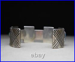 Vintage Native American Navajo Sterling Silver Turquoise Cuff Bracelet Vintage Native American Navajo Sterling Silver Turquoise Cuff Bracelet