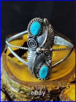 Vintage Navajo Turquoise And Sterling Silver Bracelet Vintage Navajo Turquoise And Sterling Silver Bracelet