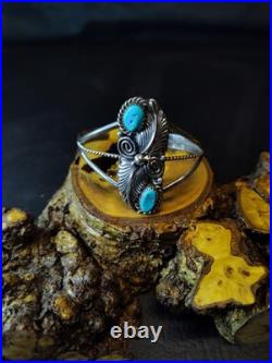 Vintage Navajo Turquoise And Sterling Silver Bracelet Vintage Navajo Turquoise And Sterling Silver Bracelet